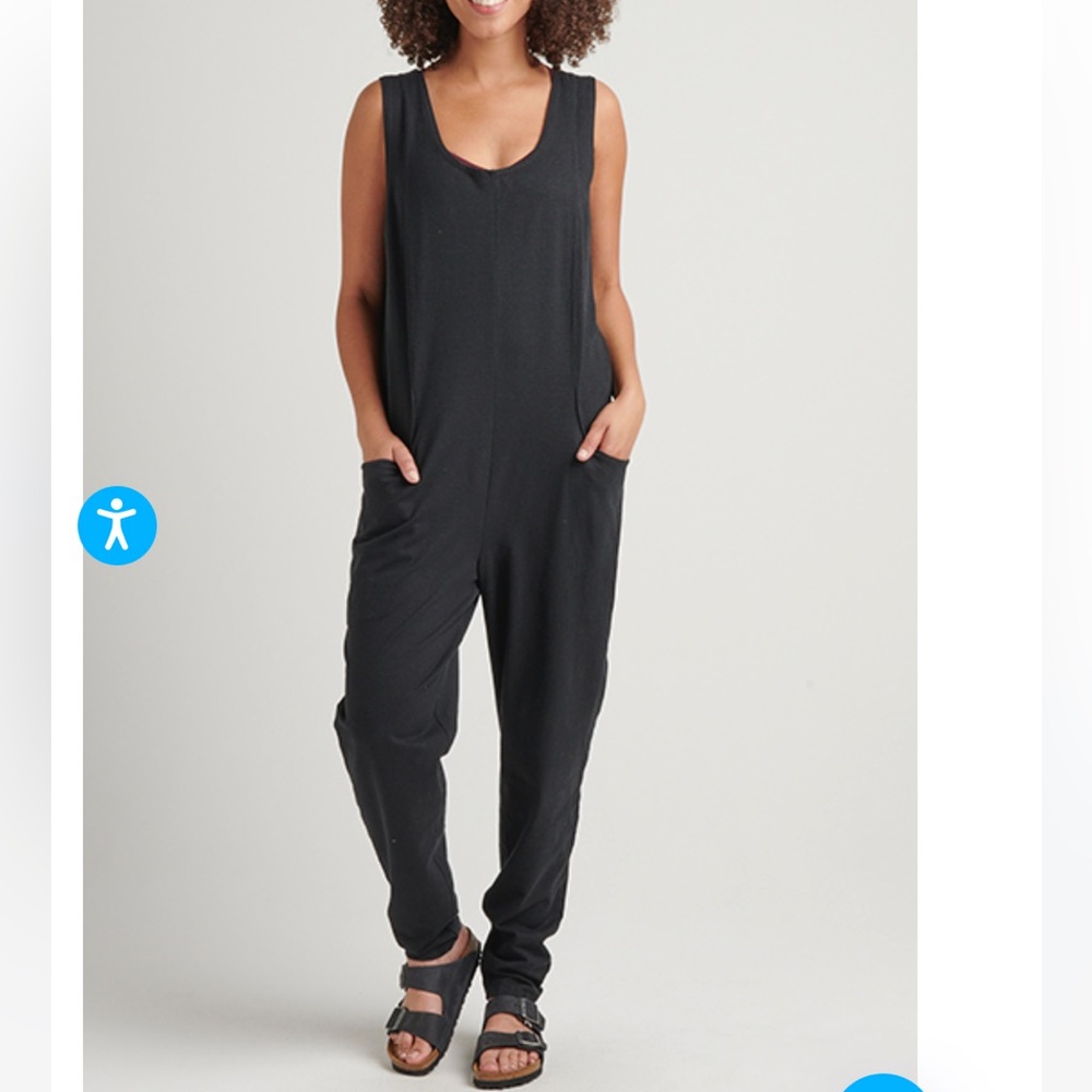 Black Sleeveless Jumpsuit